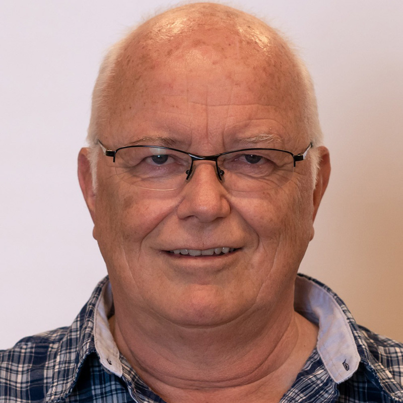  Helmut Schmeister
